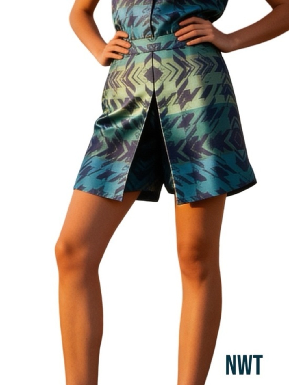 NWT Designer Risto Green/Teal Jacquard Skort Shorts w/ Pockets